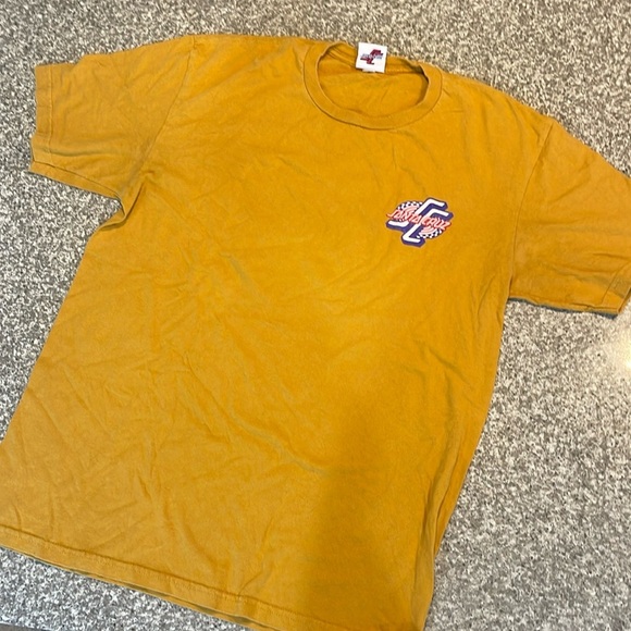 Vintage mustard yellow or Santa Cruz skate tee - Picture 1 of 4